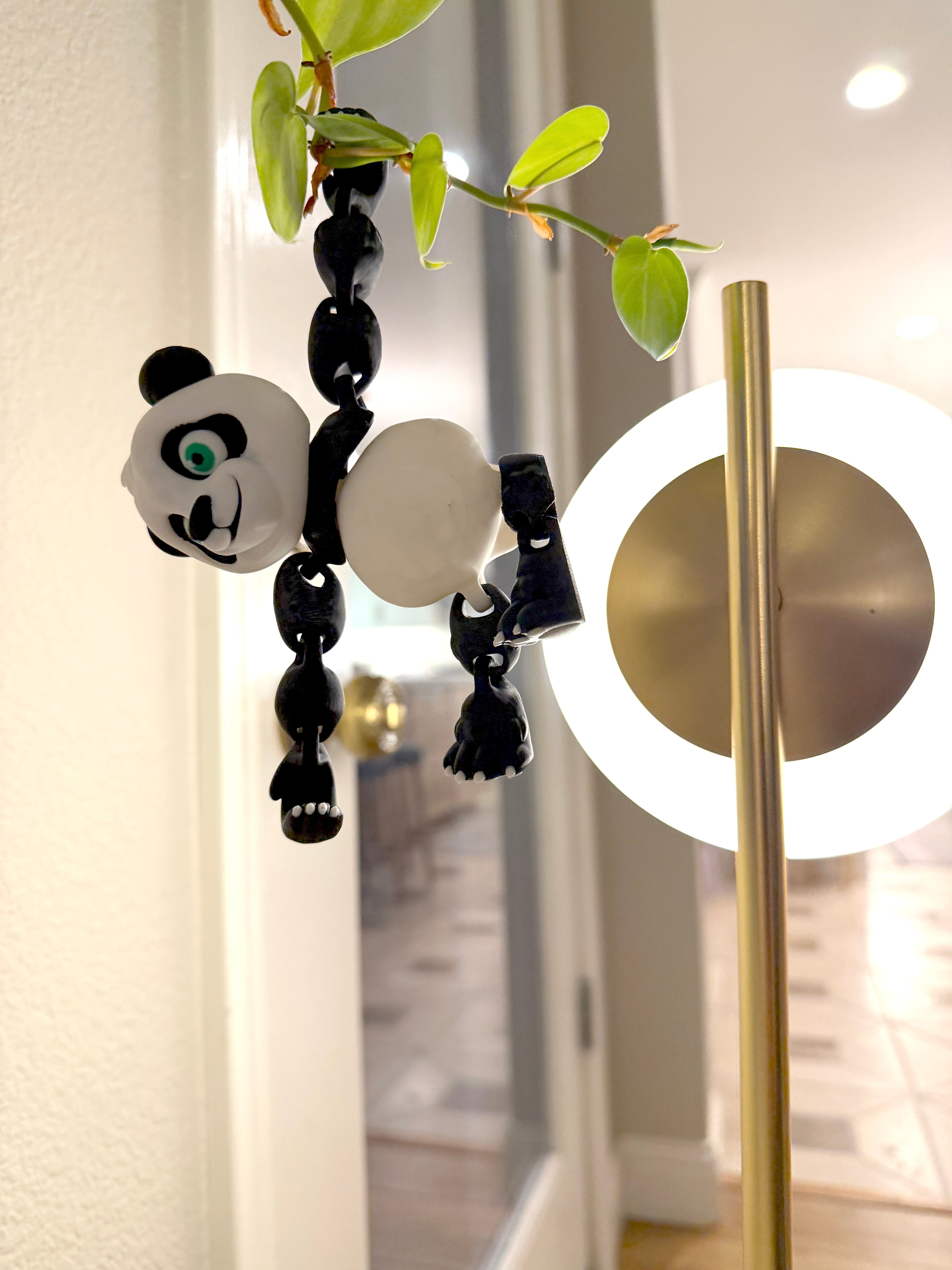 Hangable Panda